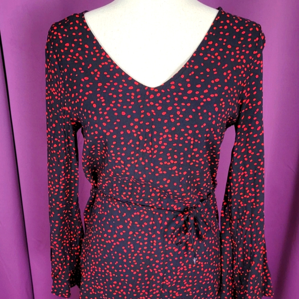 Mini dress with double flare sleeves